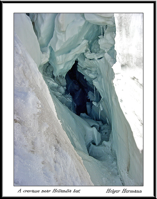 033_The_Crevasse