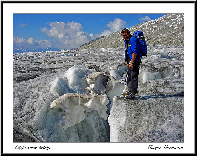 090_Snow_bridge